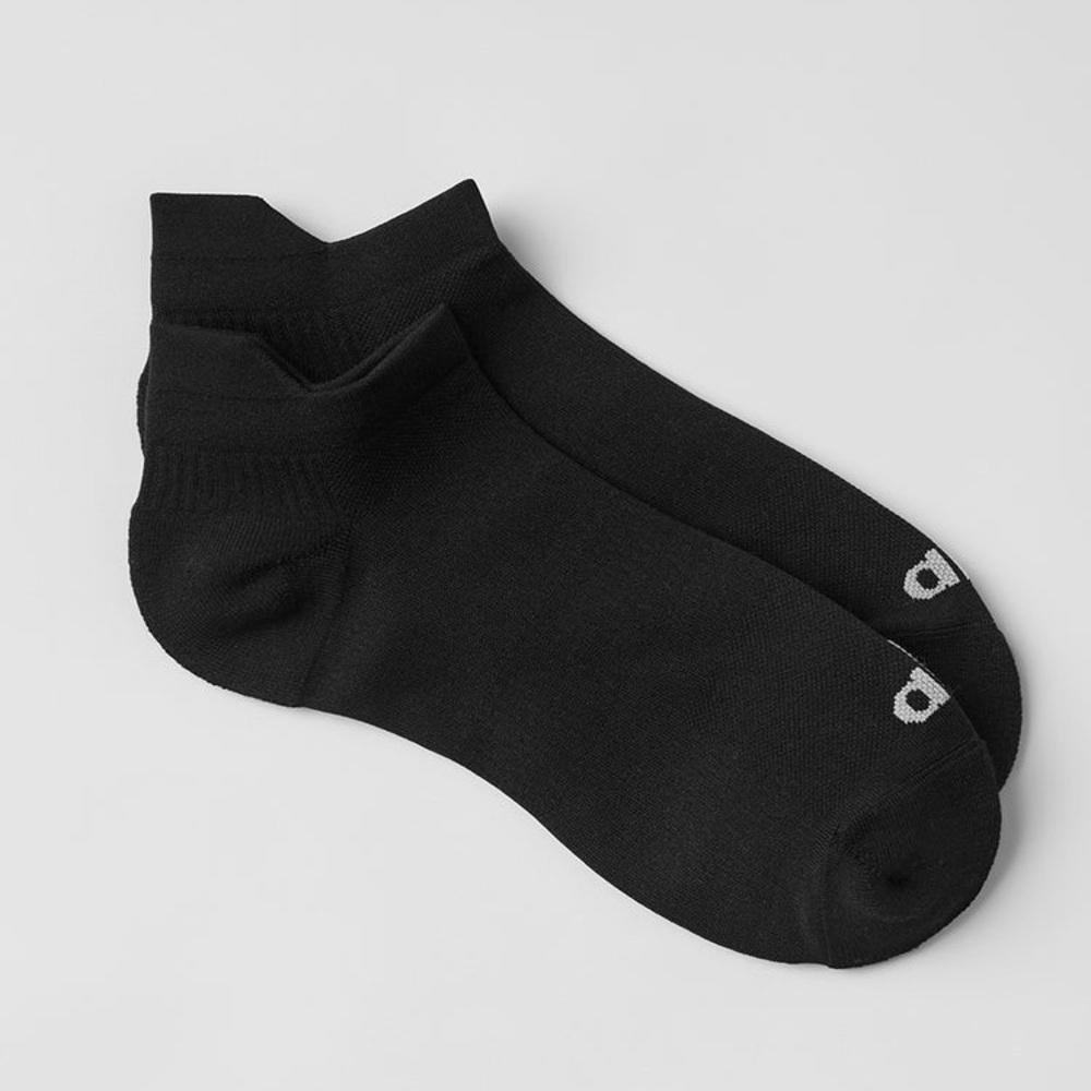 NWT ALO Unisex Street Socks M